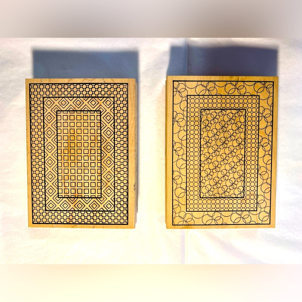 Rubber stamps with a stackable design
